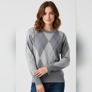 Tahari Woman's Argyle Academia Gray/Pink Sweater